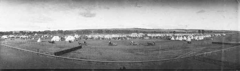 Military-camp-at-Morphettville-Racecourse,-1915